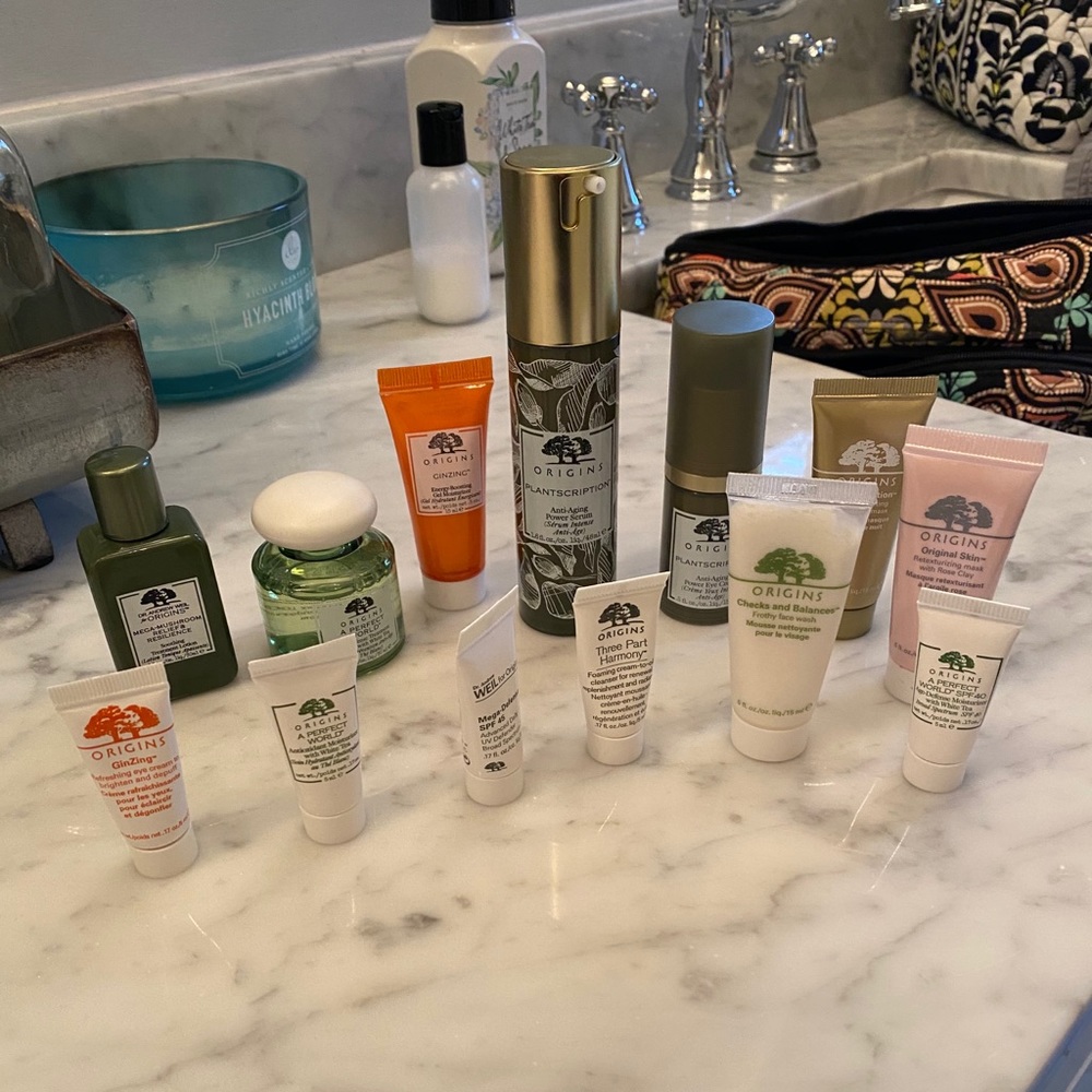 Origins Make up lot